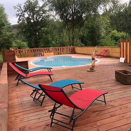 Camping Du Pont De St Gal Saint-Gal-sur-Sioule エクステリア 写真